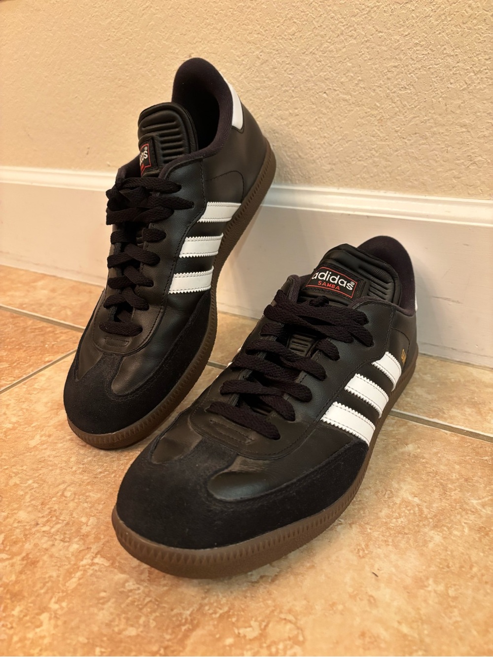 Men’s Samba Shoes size 11